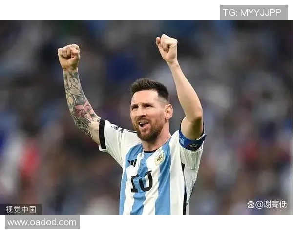 揭秘哪个足球明星因其领导风范被称为老板的背后故事与成就