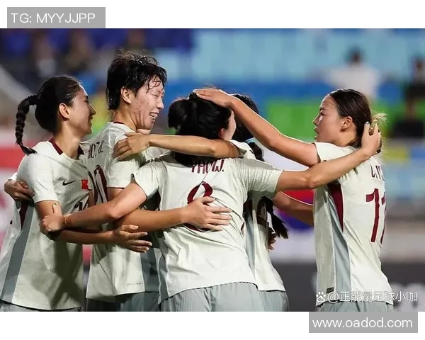 足球明星感人瞬间合集用爱与温暖传递正能量的视频分享